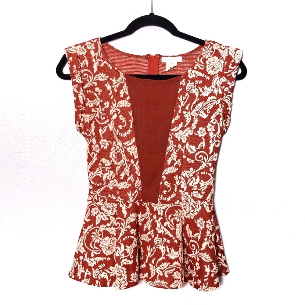 🌵Pretty Good Sleeveless Peplum Top Size Small